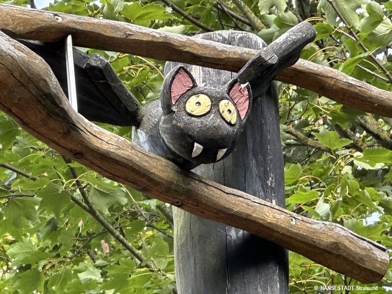 Detail am Spielplatz Geisterwald in der Baumschulenstraße