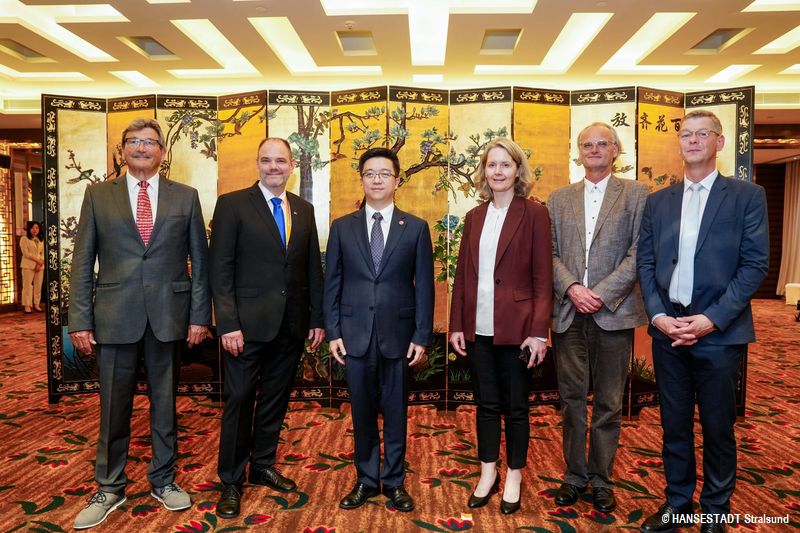 Empfang bei Huangshans Bürgermeister He Yi